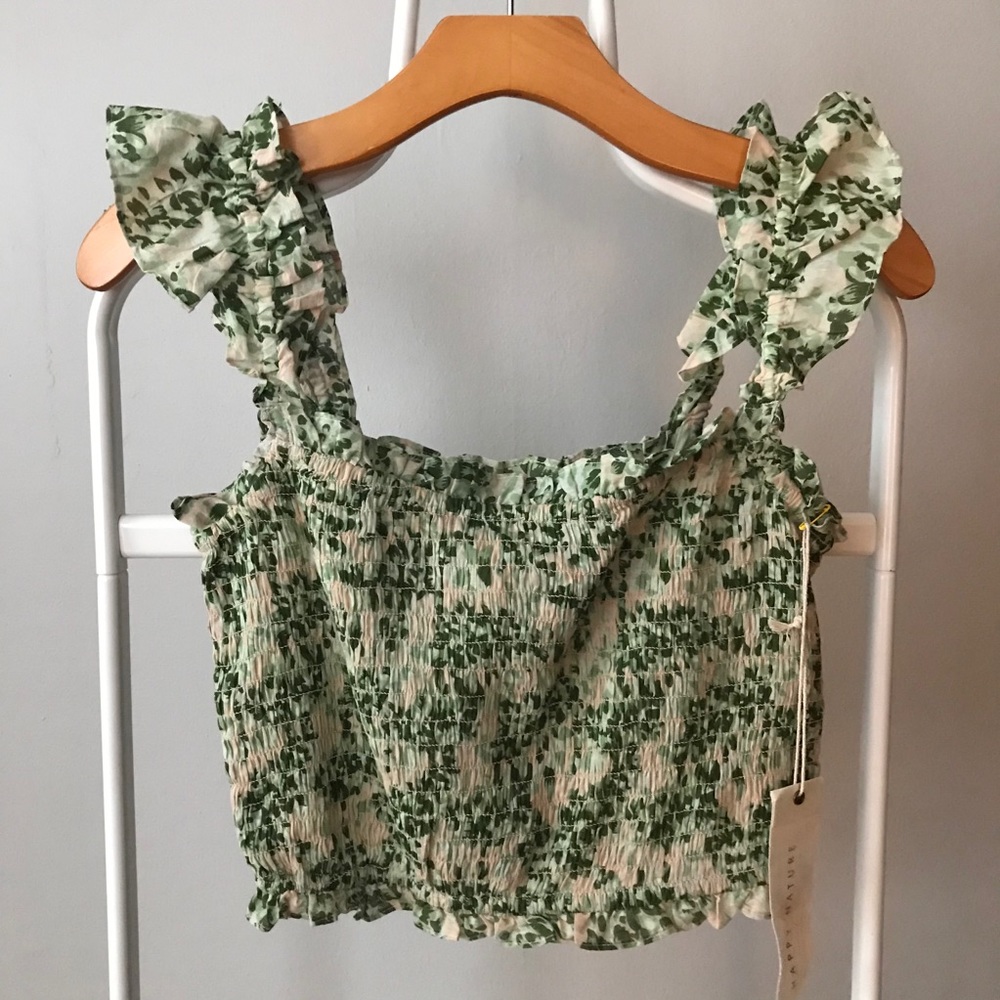 🍃 Smocked Floral print top